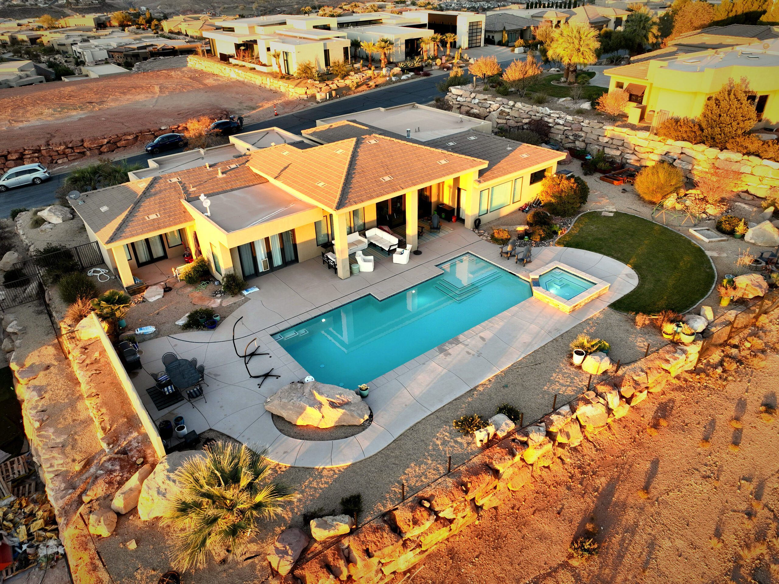 Gunite pool shell construction in Southern Utah by Paragon Pools