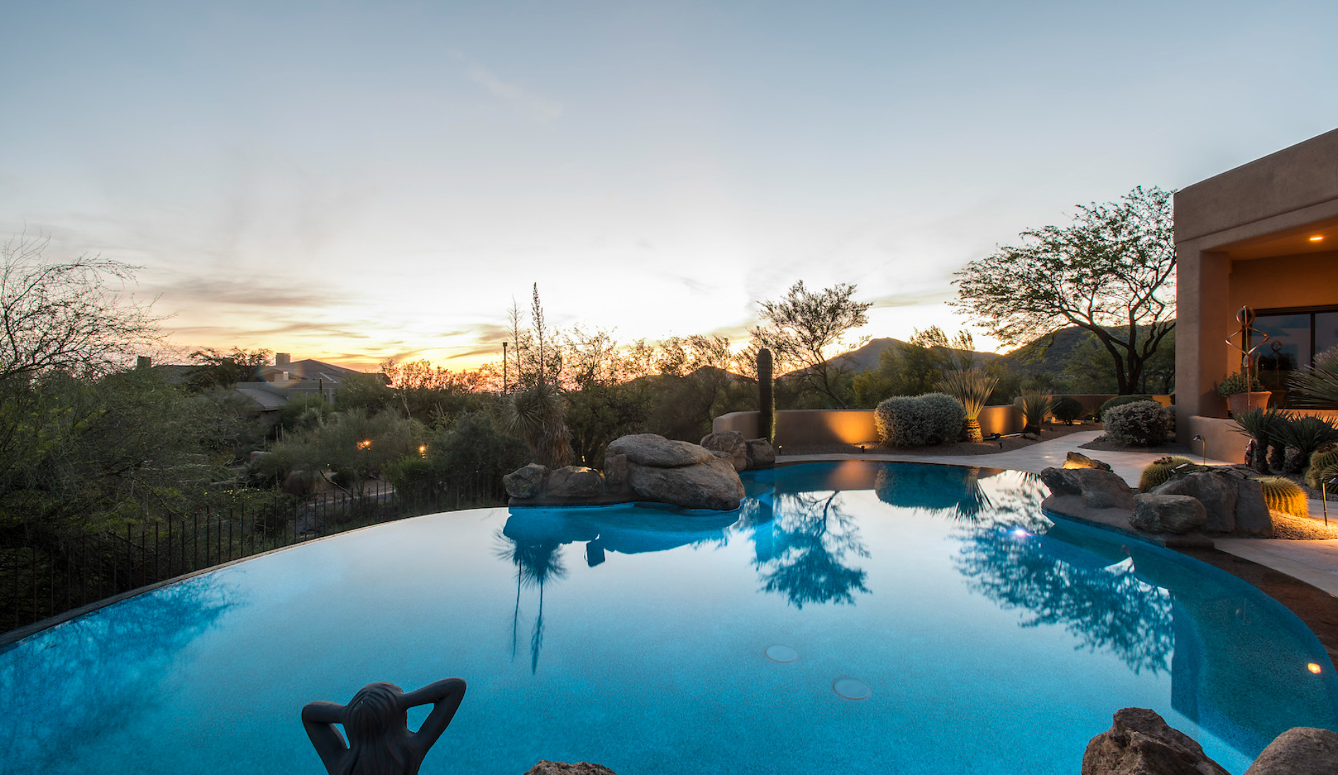 Custom infinity-edge pool overlooking Hurricane, Utah